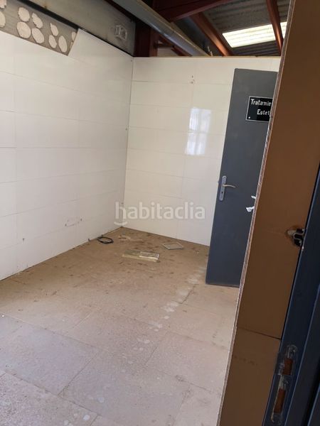 Foto e35748b7-dd26-4b9b-86e5-4086af8a3307. Industrial building in Canet d´en Berenguer