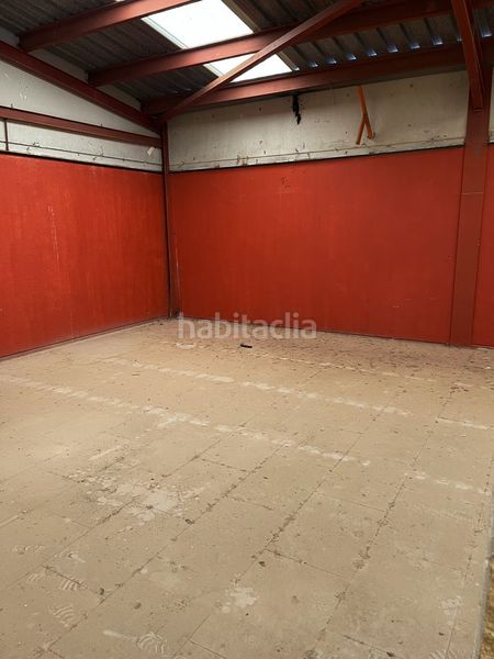 Foto e459444f-65e5-4a41-b7cf-d22f509e1bdf. Industrial building in Canet d´en Berenguer