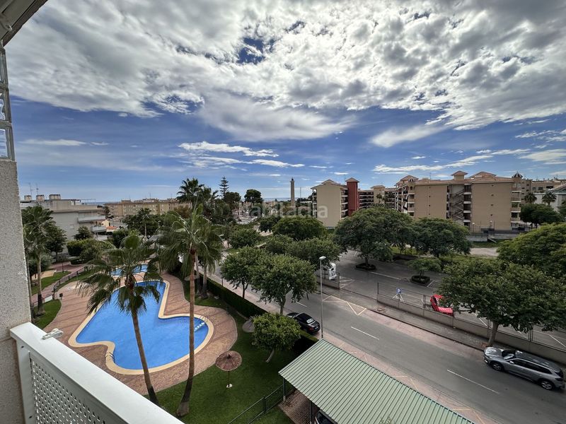 Foto fb275ab6-fd5a-4fd6-aa5e-78cd5a1791e5. Lloguer àtic amb aparcament piscina a Canet d´en Berenguer