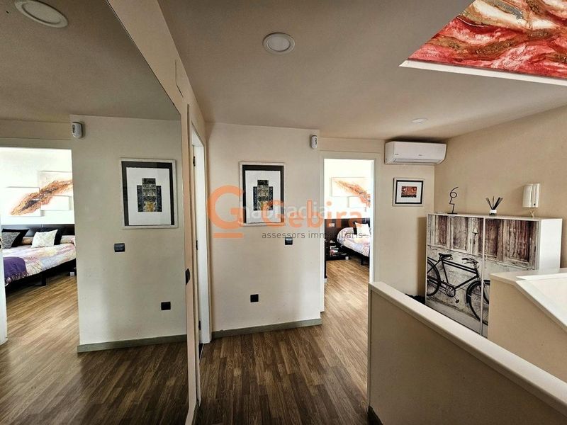 Foto b7f9fd22-93d9-4898-830b-0ad5c21f04d4. Casa adosada bombazo en Mas Mel! apareada con piscina, vistas al mar y 4 habitaciones en Calafell