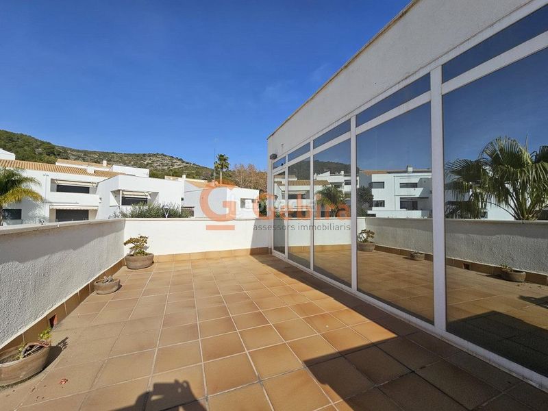 Foto 3d360150-70be-4453-bc20-c81cd405b890. Casa adossada amb calefacció aparcament piscina a Calafell