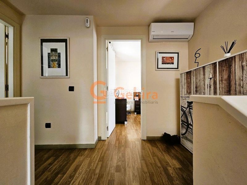 Foto fe992138-85ec-46b5-85d9-7ae2d542d448. Casa adossada amb calefacció aparcament piscina a Calafell