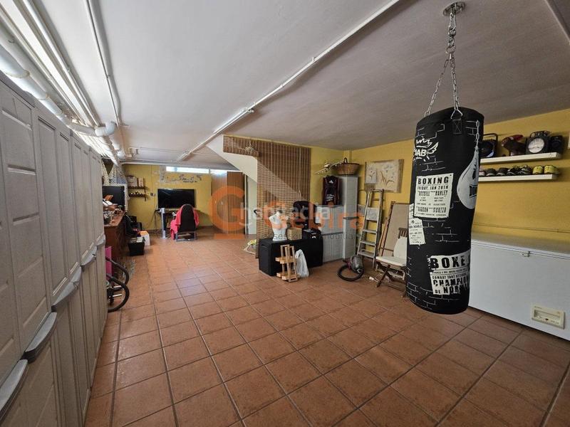 Foto 78296f00-a867-4857-8fd4-c9844d8b9d92. Casa adosada  esquinera con piscina comunitaria en Cunit