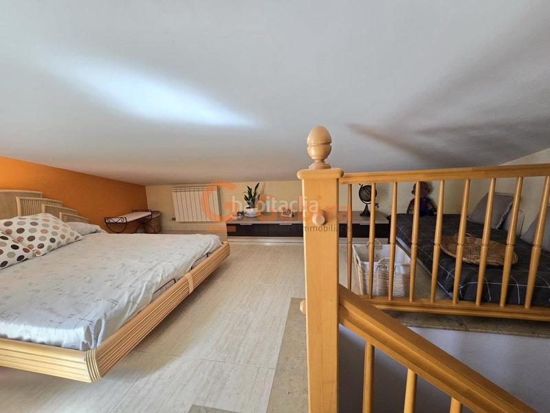 Foto aee071ac-79ed-4660-8372-ae2c3e724fac. Casa adosada  esquinera con piscina comunitaria en Cunit