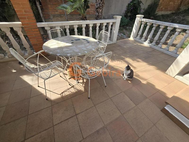 Foto 9746f571-d260-4a6f-bf47-dd4239312bf2. Casa  independiente con gran parcela en los jardines en Cunit