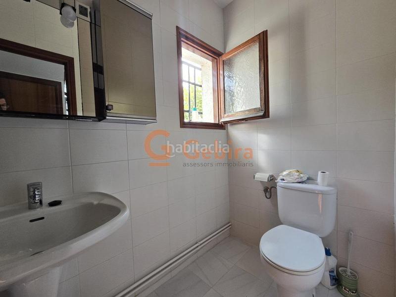 Foto e8ce7375-67ac-4761-92a4-265a2cd5bc52. Casa  independiente esquinera en el rectoret en Cunit