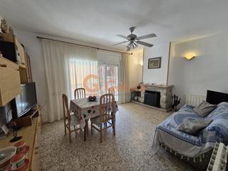 Pis a Cunit Residencial. Piso de 3 habitaciones con gran terraza a nivel