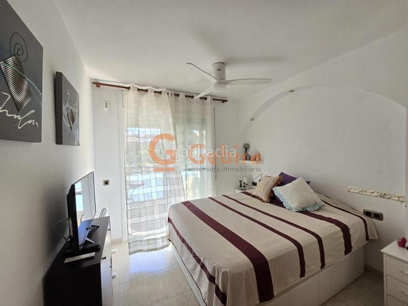 Foto 1afa6638-b439-47fb-92d1-c28a65462bbb. Piso  céntrico con piscina y vistas despejadas en Cunit