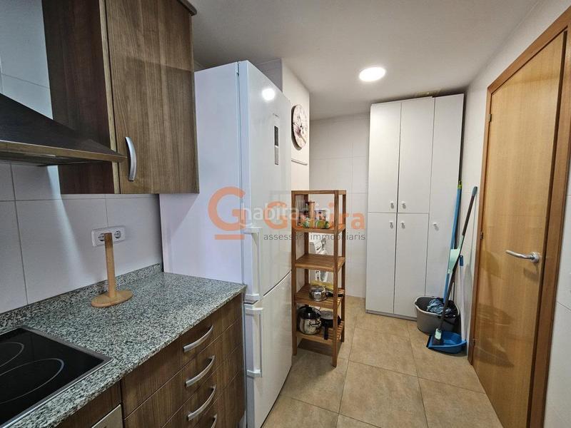 Foto 4ff772ad-3774-47f1-b870-49d5e6d0ec4c. Alquiler piso  de 2 habitaciones con piscina comunitaria y parquing en Cunit