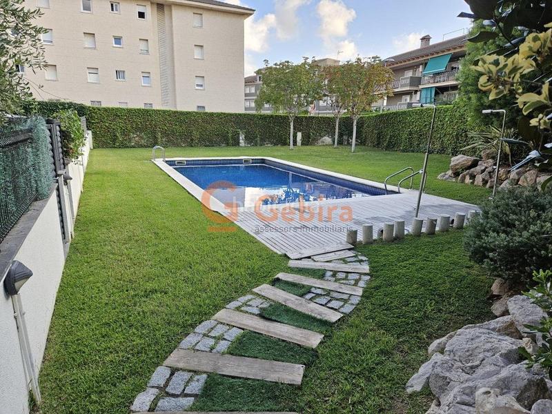 Foto e8426535-6788-4de9-a104-218dc7a9cee4. Alquiler piso  de 2 habitaciones con piscina comunitaria y parquing en Cunit