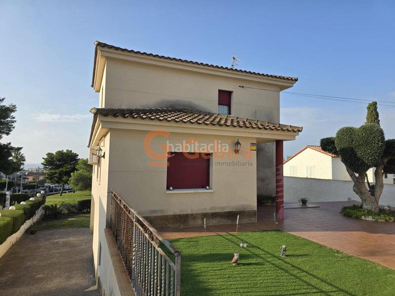 Foto 0ef9d4b1-b13c-4023-80c3-5915ce68f5ee. Maison avec chauffage parking dans Cunit residencial Cunit