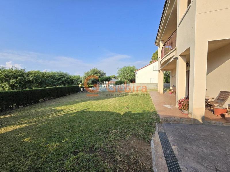 Foto 2fd09783-af81-41bc-8a4f-311b2b47e2bc. Maison avec chauffage parking dans Cunit residencial Cunit