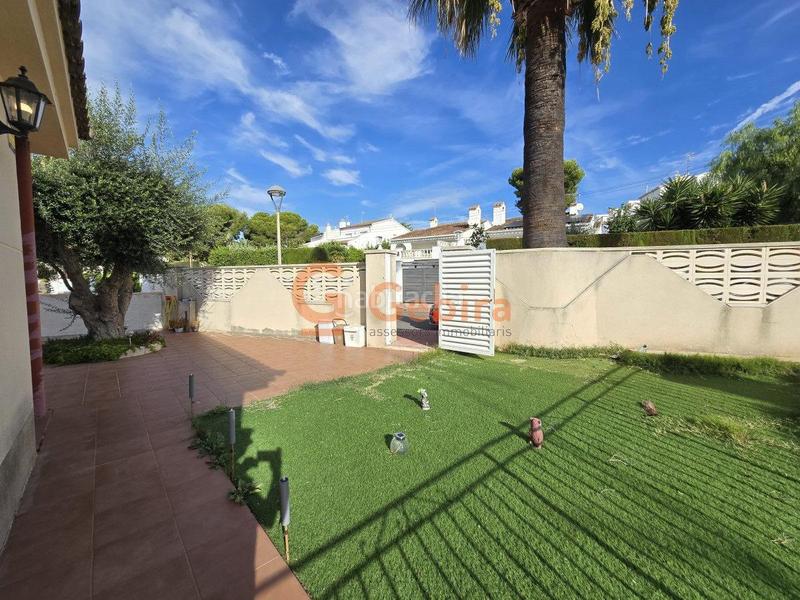 Foto 7154c4b0-8301-4394-94e5-f33743d83d9f. Maison avec chauffage parking dans Cunit residencial Cunit