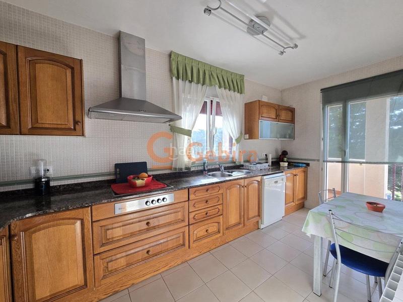 Foto ecf68763-b27f-4baa-8e40-5d73caf7cd7c. Maison avec chauffage parking dans Cunit residencial Cunit