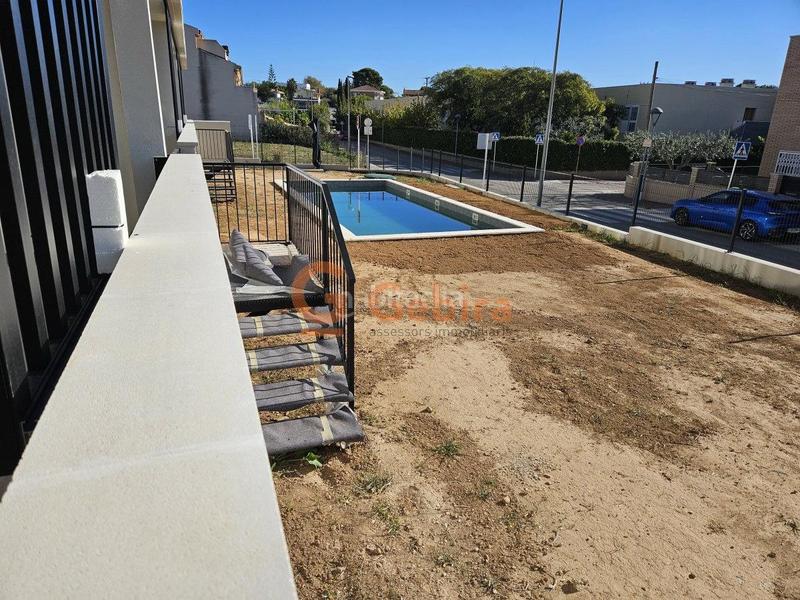 Foto 2bf71d1a-27d6-4b04-a733-843a238886ff. Miete erdgeschoss mit heizung pool in Cunit residencial Cunit