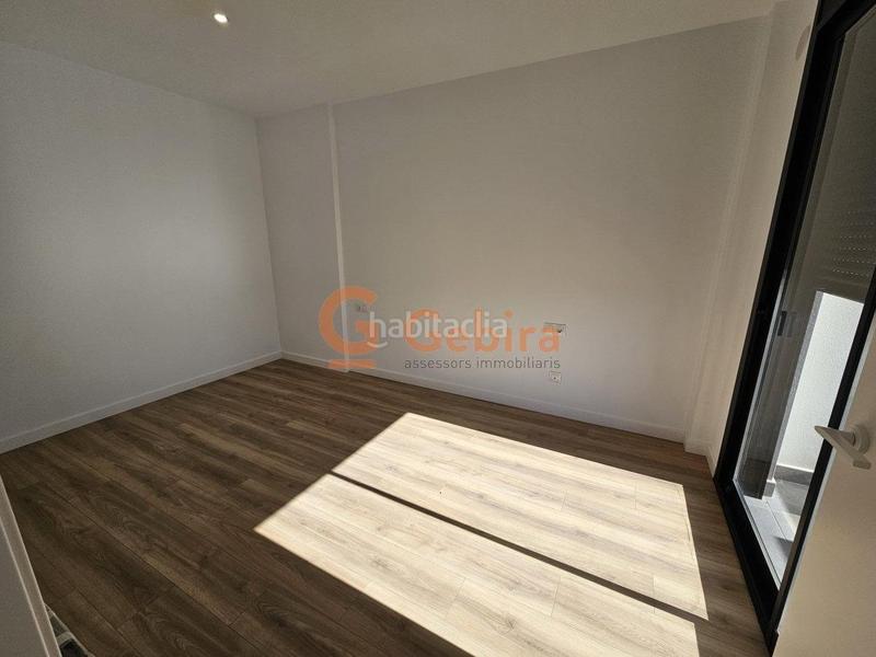 Foto 42bc8818-d516-42e5-bd5c-0769da34ffc7. Miete erdgeschoss mit heizung pool in Cunit residencial Cunit