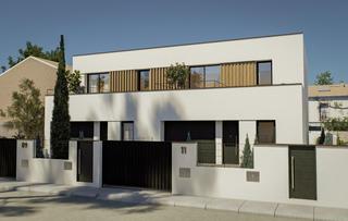 Doppelhaus in Carrer ginesta 9. Exclusiva promoción de 2 casas adosadas de obra nueva en calle g