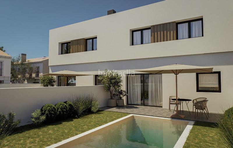 Foto d3837f12-ea9c-42e4-8f1f-6afc721b5043. Casa bifamiliare in carrer ginesta 11 in Cunit residencial Cunit