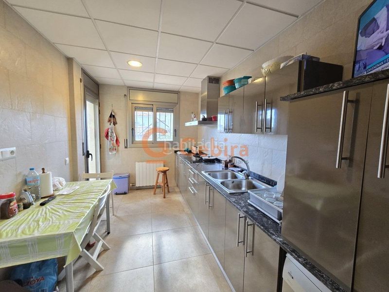 Foto f30650cb-684c-4f1b-8a61-02fe1fd050e2. Casa  independiente con piscina privada en Segur de Calafell nucli urbà Segur de Calafell