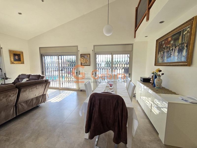 Foto fa6c0784-ff64-4c66-9201-a62569a58d09. Casa  independiente con piscina privada en Segur de Calafell nucli urbà Segur de Calafell