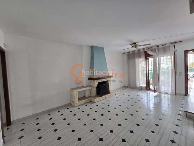 Foto 1889af41-8432-4f56-8f37-f1ba473d9ed2. Casa adosada ultimo precio!!!! en Can Toni Cunit