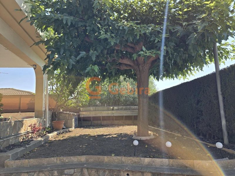 Foto 54312286-461d-459d-bef5-f8594db9012a. Casa amb calefacció aparcament piscina a Cunit residencial Cunit