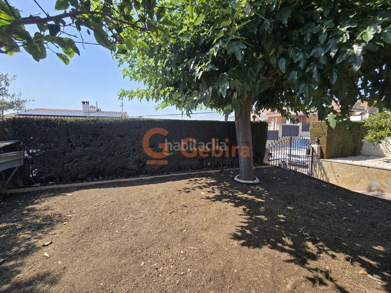 Foto ce862d45-85f6-4e70-9aab-5e6adc170417. Casa amb calefacció aparcament piscina a Cunit residencial Cunit