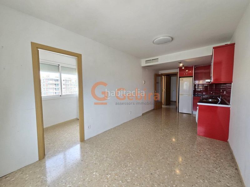 Foto 8c95856c-033b-4025-a3ae-8307699a94ab. Pis amb piscina a prat de Cunit Cunit