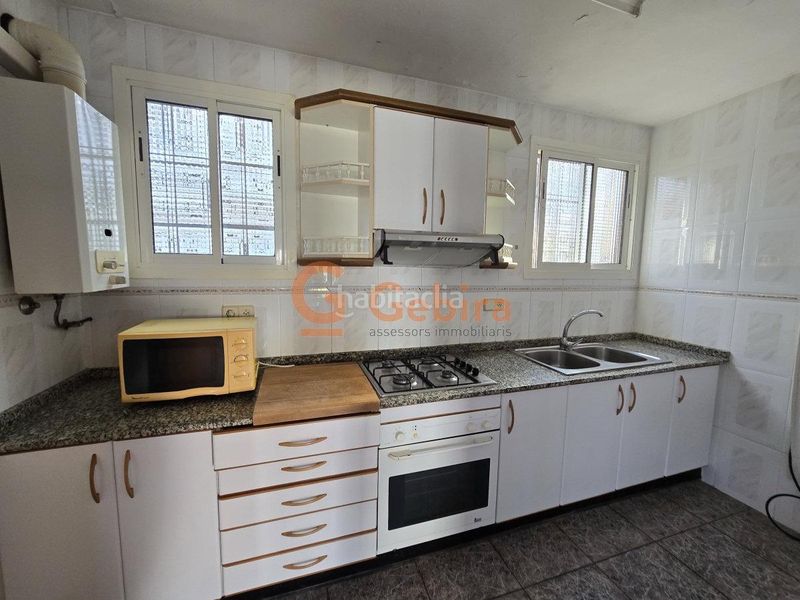 Foto 1ba05c1d-b319-4239-8978-9ae5d9b706db. Casa  independiente en urbanización mas trader i en Cubelles