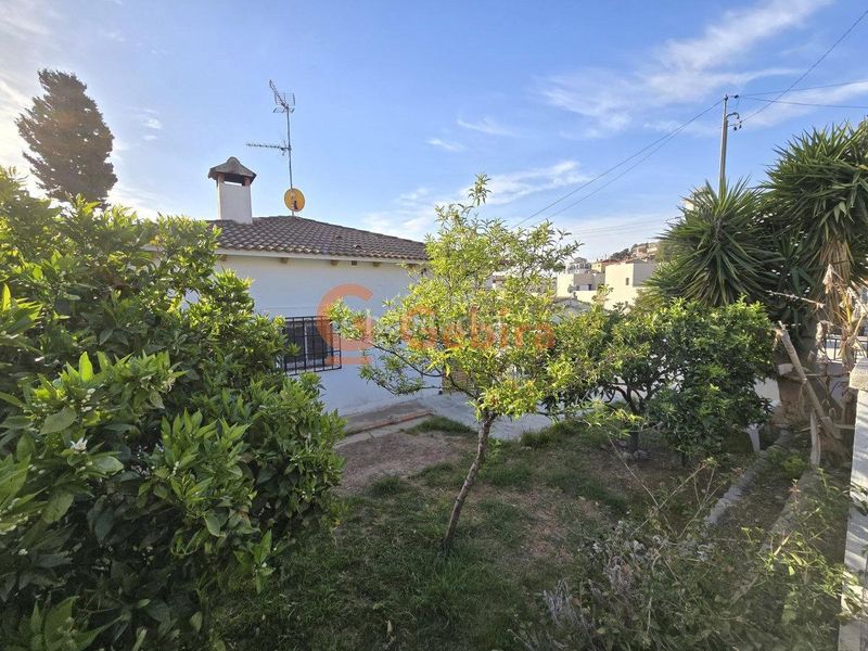 Foto f9a76e96-0d3a-438f-815d-d5ba6400b6cc. Casa  independiente en urbanización mas trader i en Cubelles