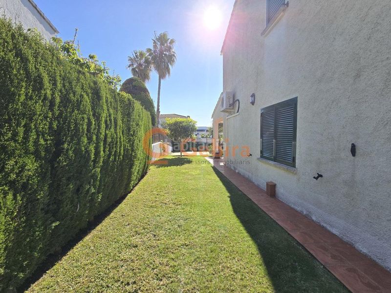 Foto 6722b119-54f3-4a7a-aefe-f738e8bb1827. Casa pareada encantadora casa pareada en el rectoret en Cunit