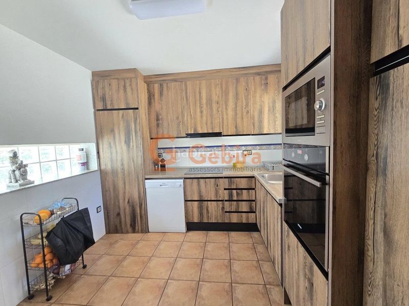 Foto 605c98b7-9ad1-49e6-80fa-e1df873e79a6. Casa amb aparcament a costa Cunit - els jardins - els rosers Cunit