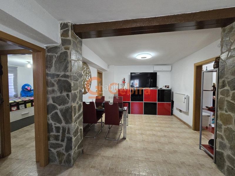 Foto e2f01583-9f81-4327-a93a-5bf62adf9731. Casa amb aparcament a costa Cunit - els jardins - els rosers Cunit