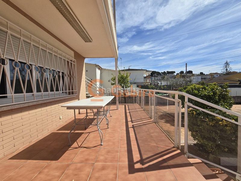 Foto 34be8883-c6b0-4430-a04f-4572ba9f53e7. Casa amb calefacció aparcament a Cunit residencial Cunit