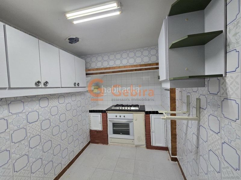 Foto 7b1ff4f4-a44d-47cf-a4de-a449ae92f1a0. Casa amb calefacció aparcament a Cunit residencial Cunit