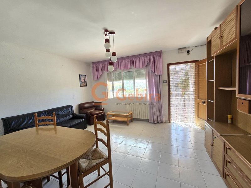 Foto c9a12ddb-29f3-40ee-b7e1-954cf066c8ee. Casa amb calefacció aparcament a Cunit residencial Cunit
