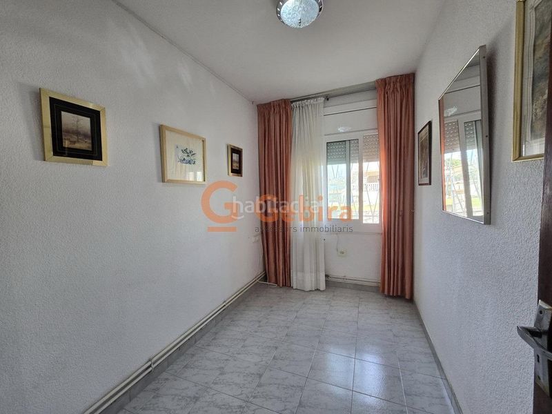 Foto d5cdecd9-f1b2-4b2f-9ade-c484f7a5e7da. Casa amb calefacció aparcament a Cunit residencial Cunit