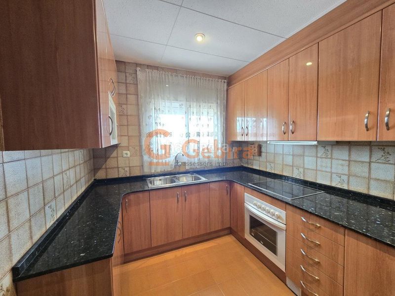 Foto de8fa566-c354-4a8f-b458-e6740c8a0506. Casa amb calefacció aparcament a Cunit residencial Cunit