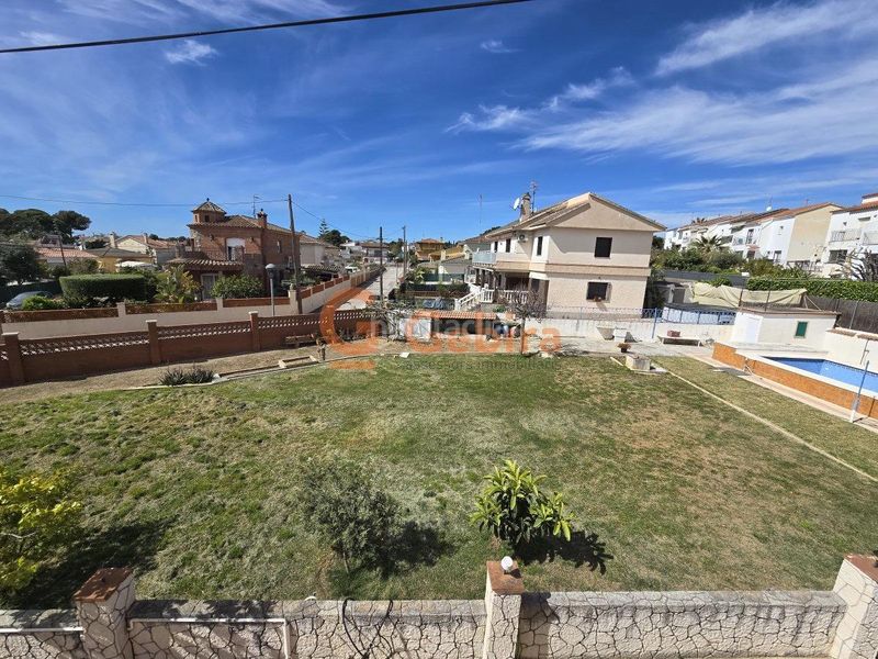 Foto e2390cf9-17d5-4dbf-a238-e060d31d8e5e. Casa amb calefacció aparcament a Cunit residencial Cunit