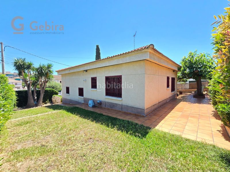 Foto bc2a65c9-2d44-45d7-9c5f-43efeb8e5616. Xalet amb calefacció aparcament a Cunit residencial Cunit