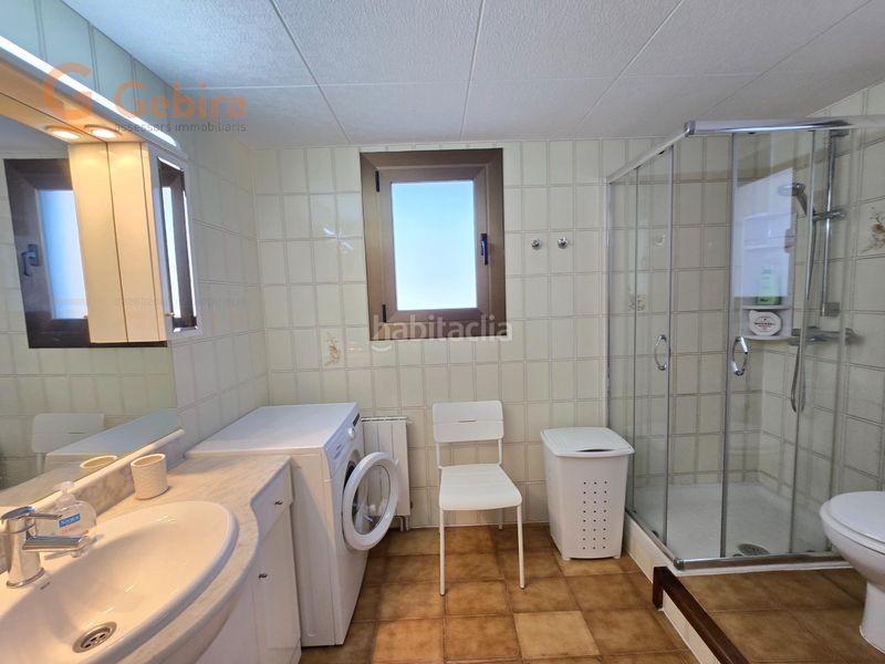 Foto 20b2a44b-79cb-4344-8fff-5bd746215b4d. Casa aparellada amb calefacció aparcament a Cunit residencial Cunit