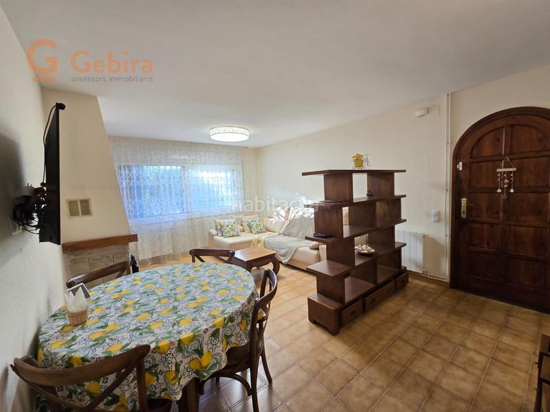 Foto 3ee6aa67-0db3-4e23-b7cc-7a628ba9da7b. Casa aparellada amb calefacció aparcament a Cunit residencial Cunit