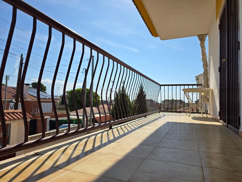Foto 105bde30-bff1-4aa8-9425-ce618008da40. Casa amb aparcament a Cunit residencial Cunit