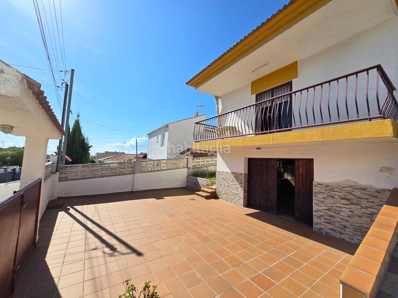 Foto 37e5120f-a8cb-4f5d-a37d-5c2ca97522f1. Casa amb aparcament a Cunit residencial Cunit