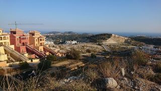 Terreno residencial  Jaén. Parcela con vistas mar y montaña