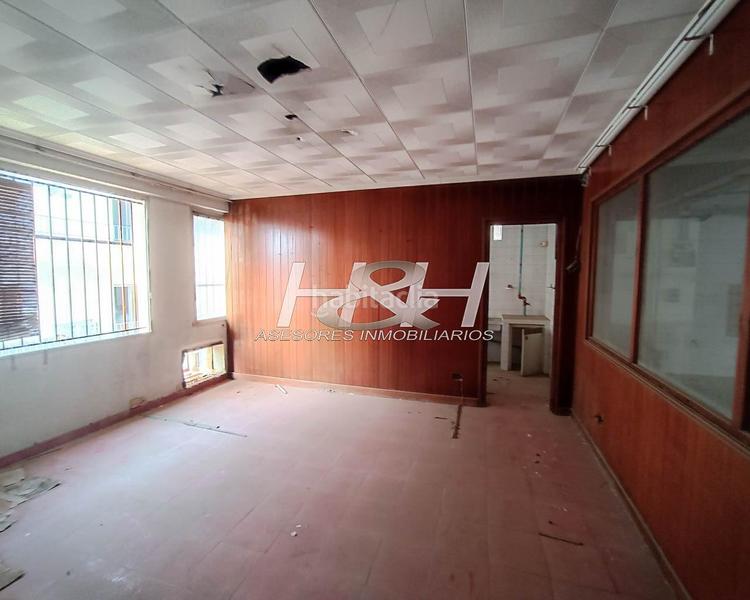 Foto ace58a62-9822-4771-86f1-095794b05766. Edificio in El Castell Burjassot