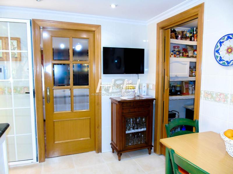 Foto f45fcfb6-ddc1-4eee-939b-6bc48ce765bf. Semi detached house with heating parking in Canet d´en Berenguer