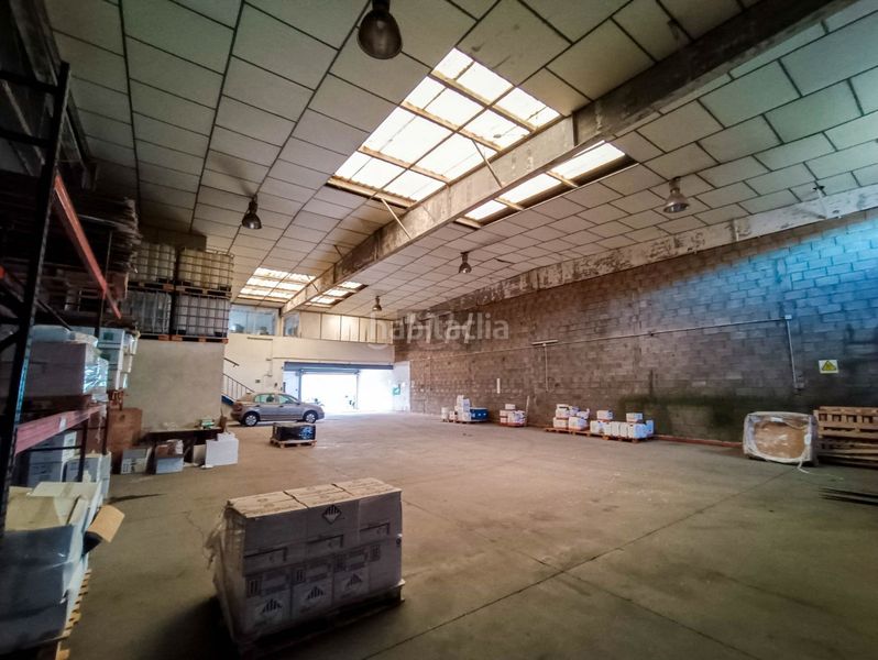 Foto 90a69eb1-d54b-49c3-b6f2-26febe9bf38a. Industrial building with heating in Avenida de Abril-9 de Octubre Sagunt