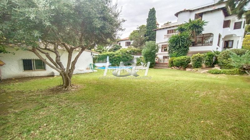 Foto b7dab58f-52a6-4941-9157-45510e524193. Xalet amb calefacció piscina a Rocafort
