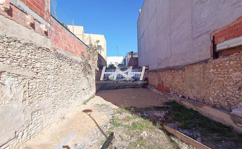 Foto 5786debb-5bfa-4e23-b714-dcebb7b59c10. Wohngrundstück in El Alborgí Paterna